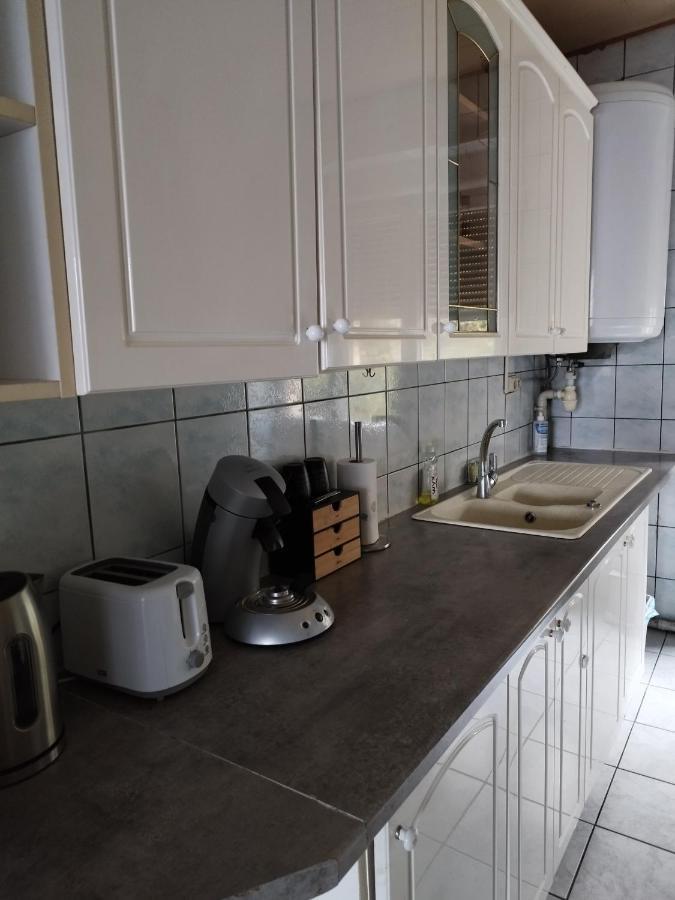 Le Thannois - Appartement 2 Chambres, Salon, Cuisine Equipee, Parking Et Wifi Gratuit Mulhouse Dış mekan fotoğraf